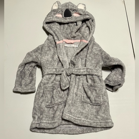 NWOT Very Soft Koala Bear Robe Size 6-12 Months - Picture 1 of 5